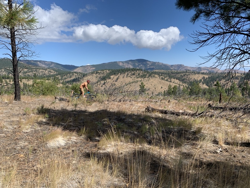 2025-10-21-echo_ridge-001.jpg