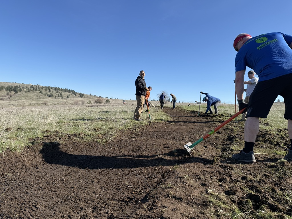 volunteers at saltese uplands photo by melinda dupree east chapter